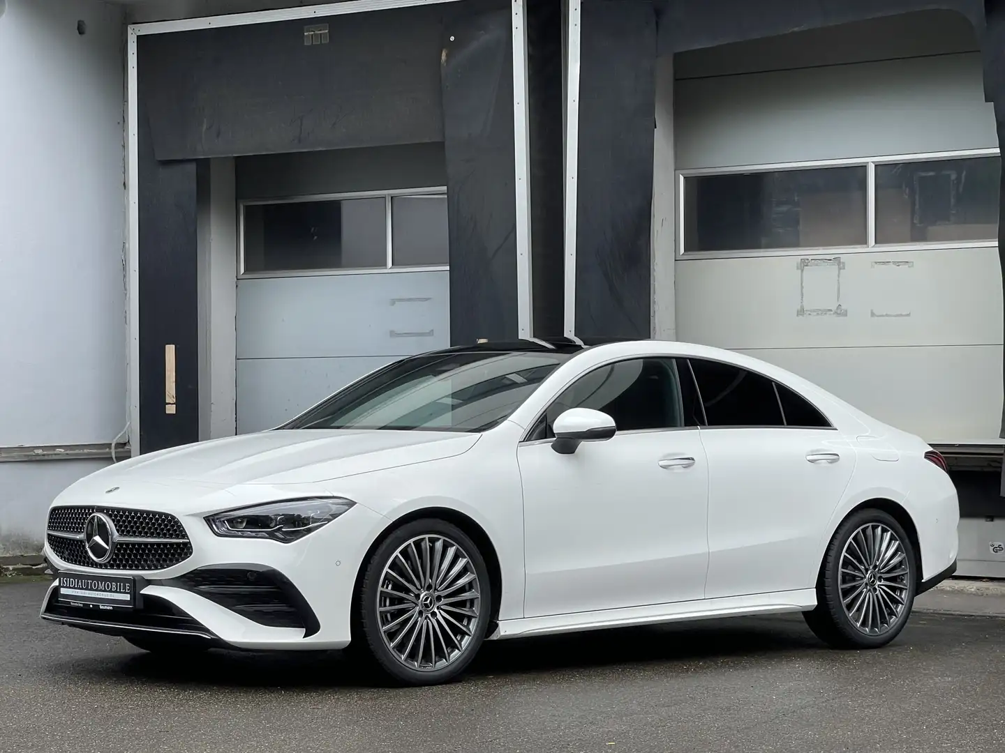 Mercedes-Benz CLA 200 AMG Premium Multibeam Pano Kamera 19 Weiß - 2