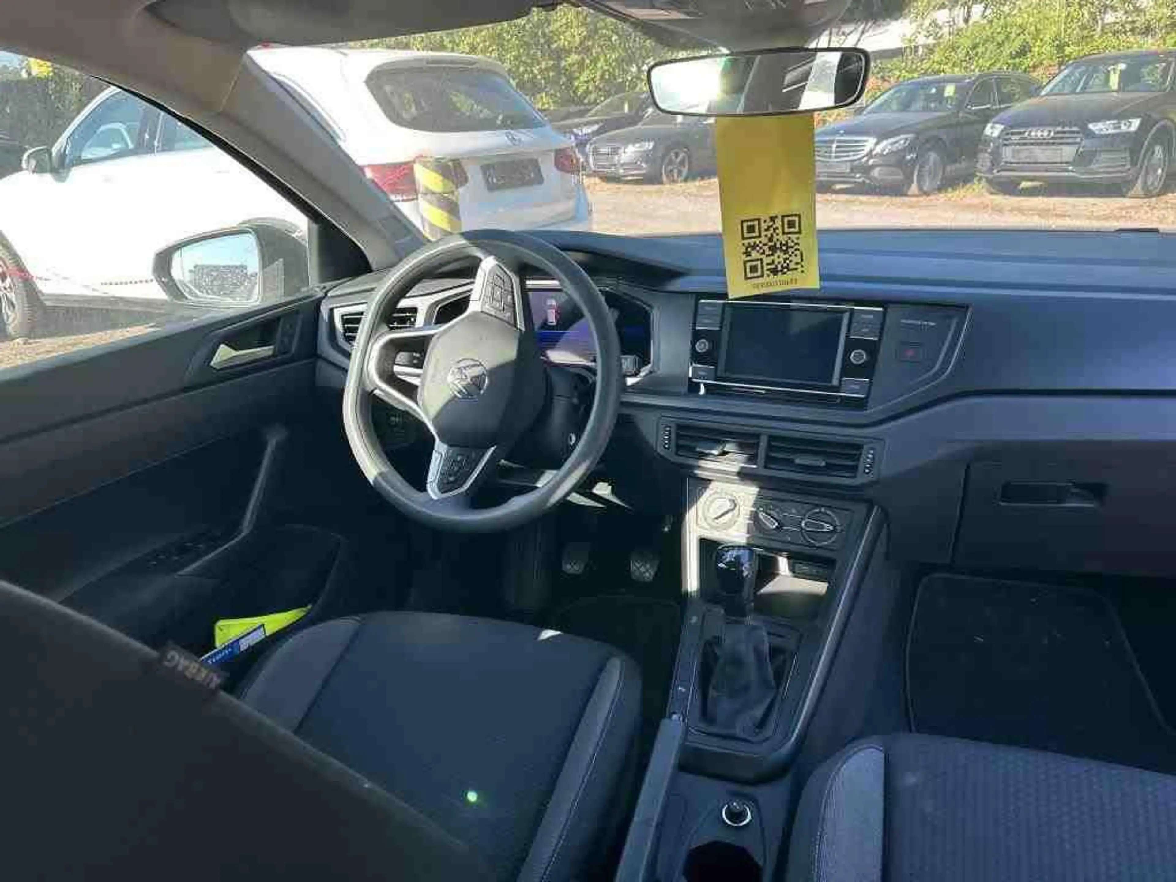 Volkswagen Polo *Virtual*App-Con*Sitzh*PDC*DAB*LED* — photo 3