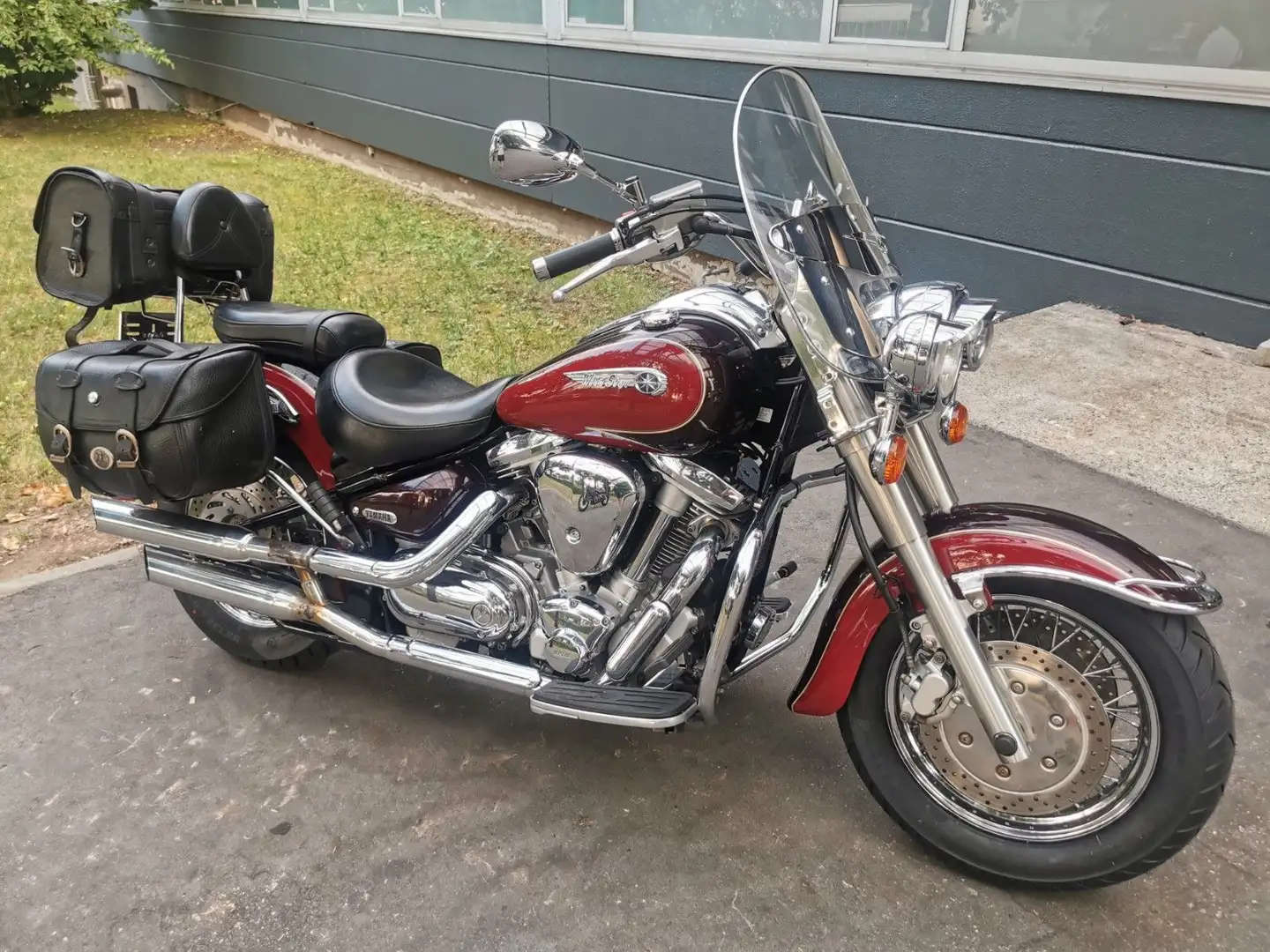 Yamaha XV 1600 Wild Star Rouge - 1