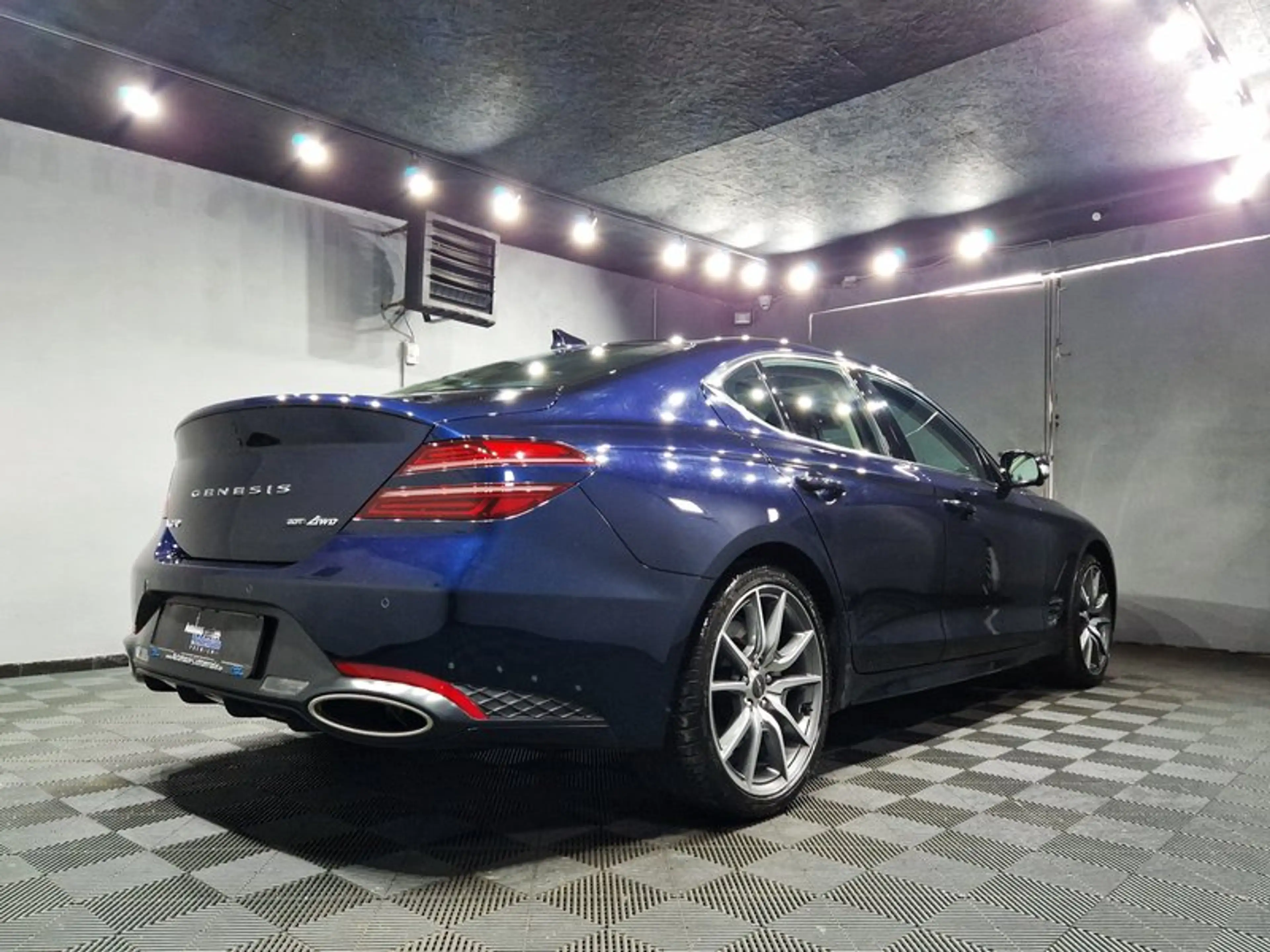 Genesis G70 2.0 T Luxury 4WD|AUTOM|LEDER|LED|PANO|360*GRAD — photo 4