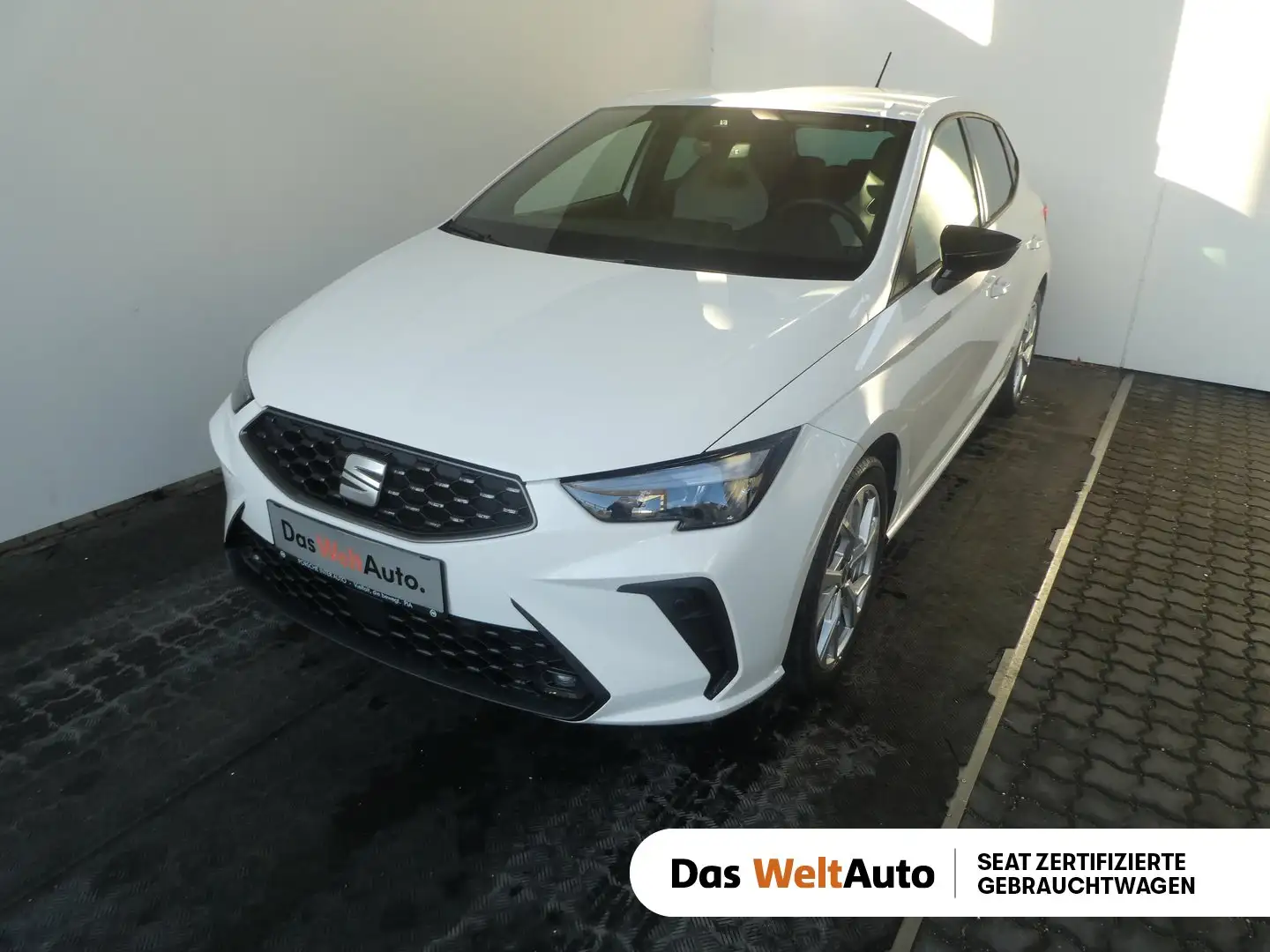 SEAT Ibiza FR 1.0 TSI 95PS Weiß - 1