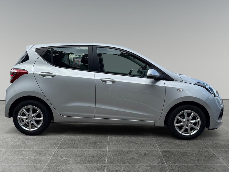 Hyundai i10 5drs. 1.0i 67pk i-Motion Comfort | TREKHAAK | NAVI — photo 5