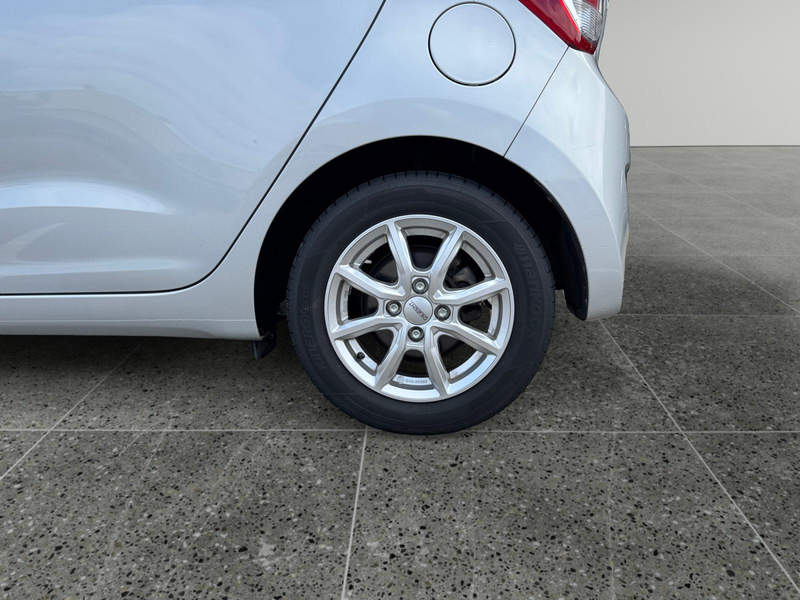 Hyundai i10 5drs. 1.0i 67pk i-Motion Comfort | TREKHAAK | NAVI — photo 10