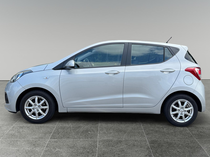 Hyundai i10 5drs. 1.0i 67pk i-Motion Comfort | TREKHAAK | NAVI — photo 2