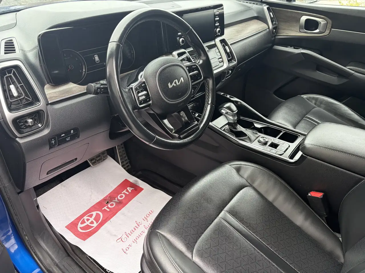 Kia Sorento снимка Kia Sorento