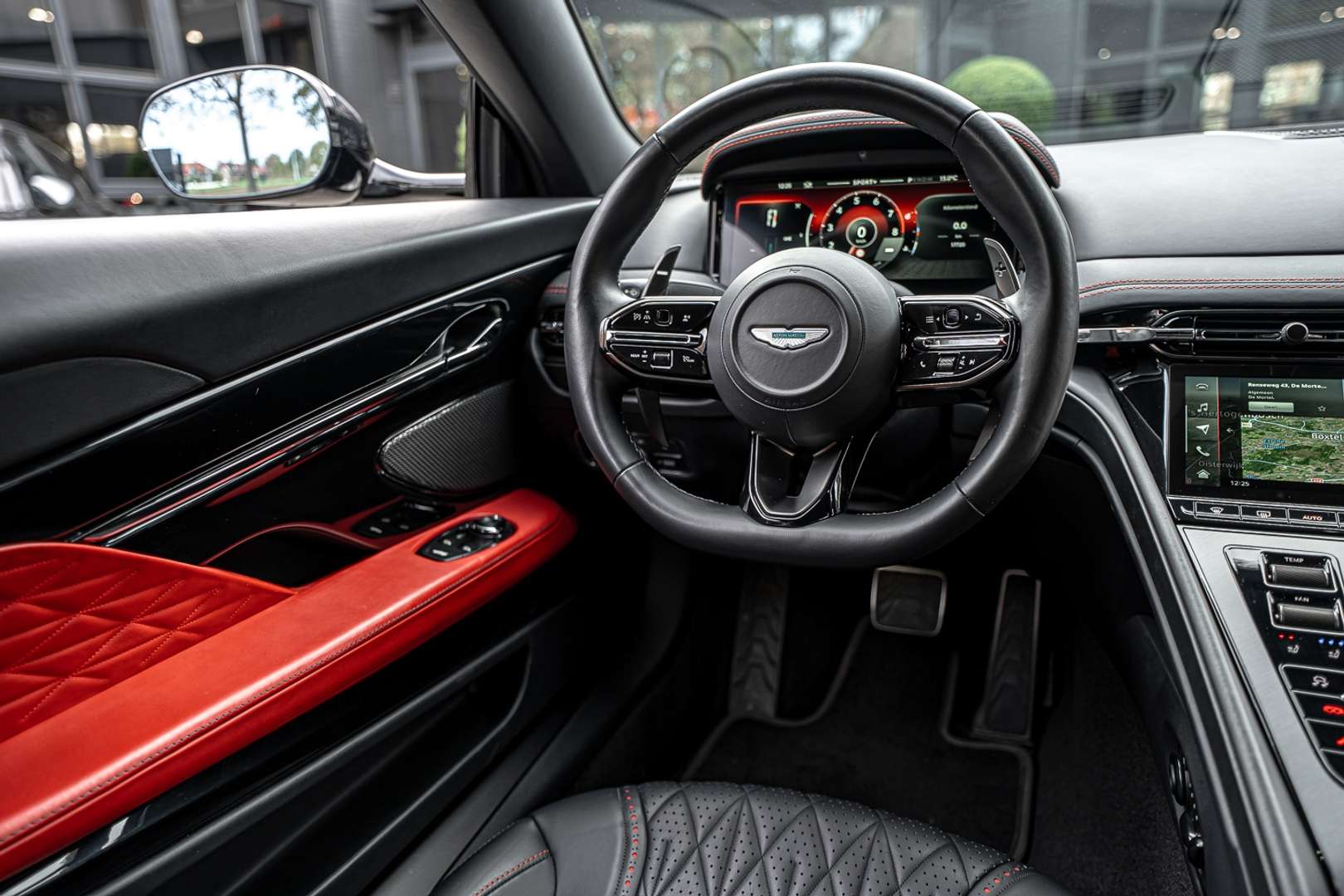 Aston Martin DB12 V8 Lux Quilting Leder -  - Joinsteer - #2