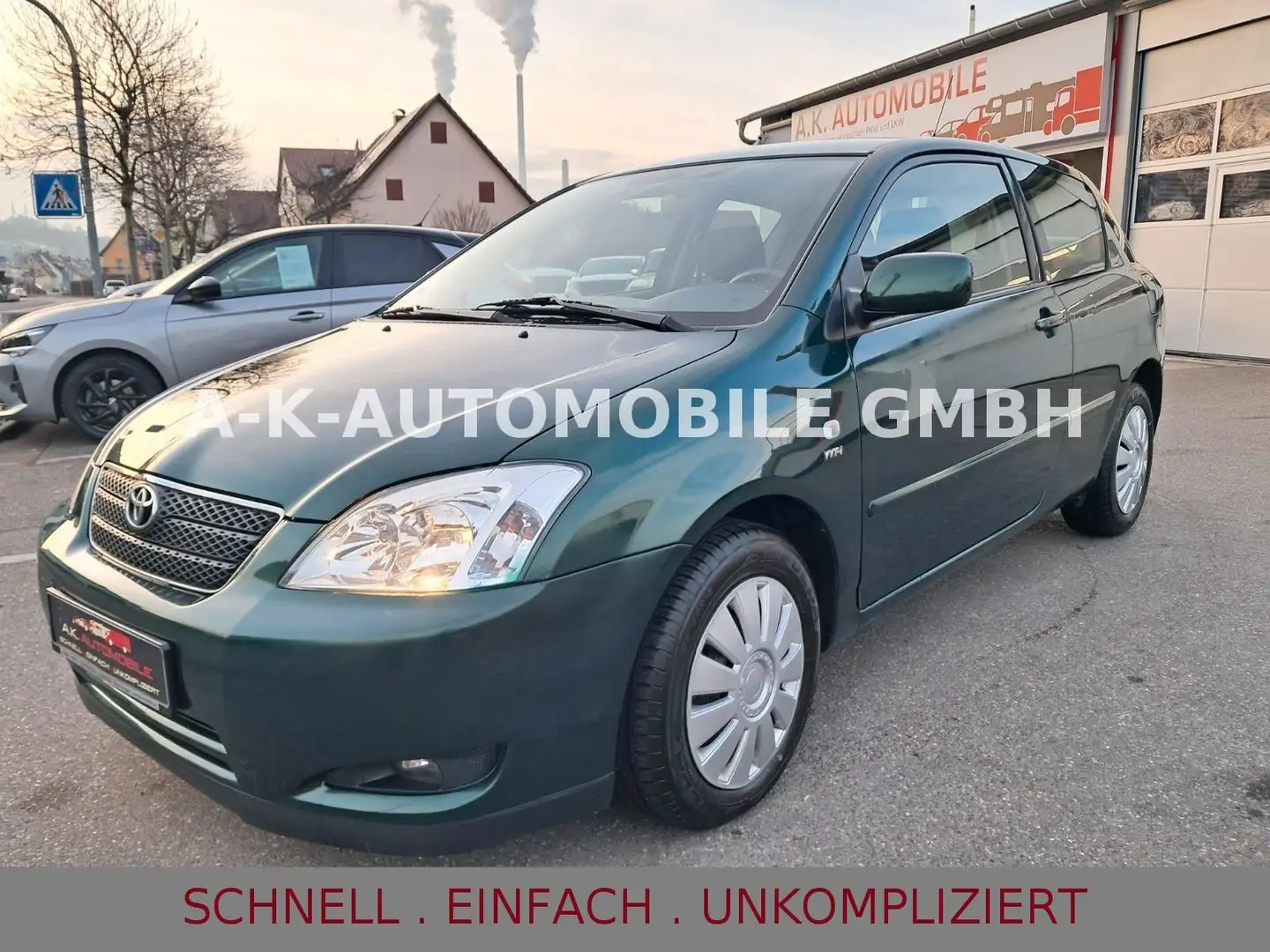 Toyota Corolla 1.6 Sol / Compact *KLIMAAUTO*1/HAND* Grün - 1