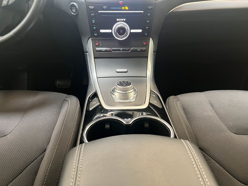 Ford S-Max 2.5 Duratec  (FHEV) Hybrid Titanium — photo 12
