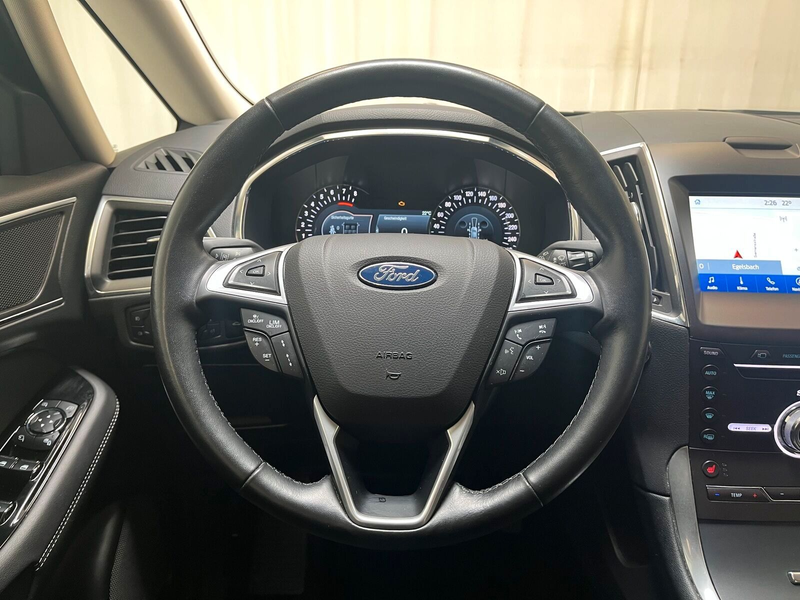 Ford S-Max 2.5 Duratec  (FHEV) Hybrid Titanium — photo 11