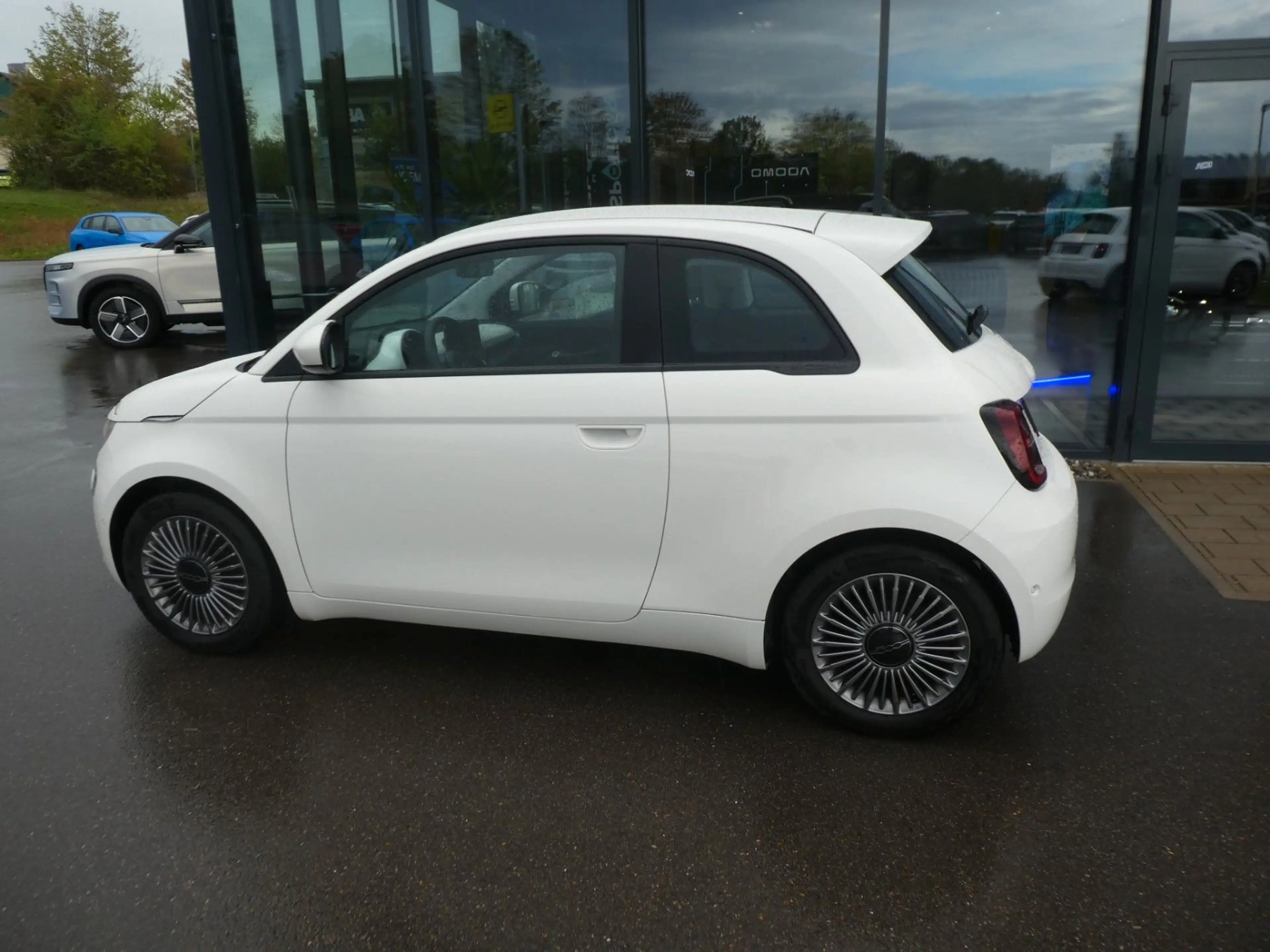 Fiat 500e 500 e Basis Klima, SHZ, PDC, Kamera, LMF — photo 5
