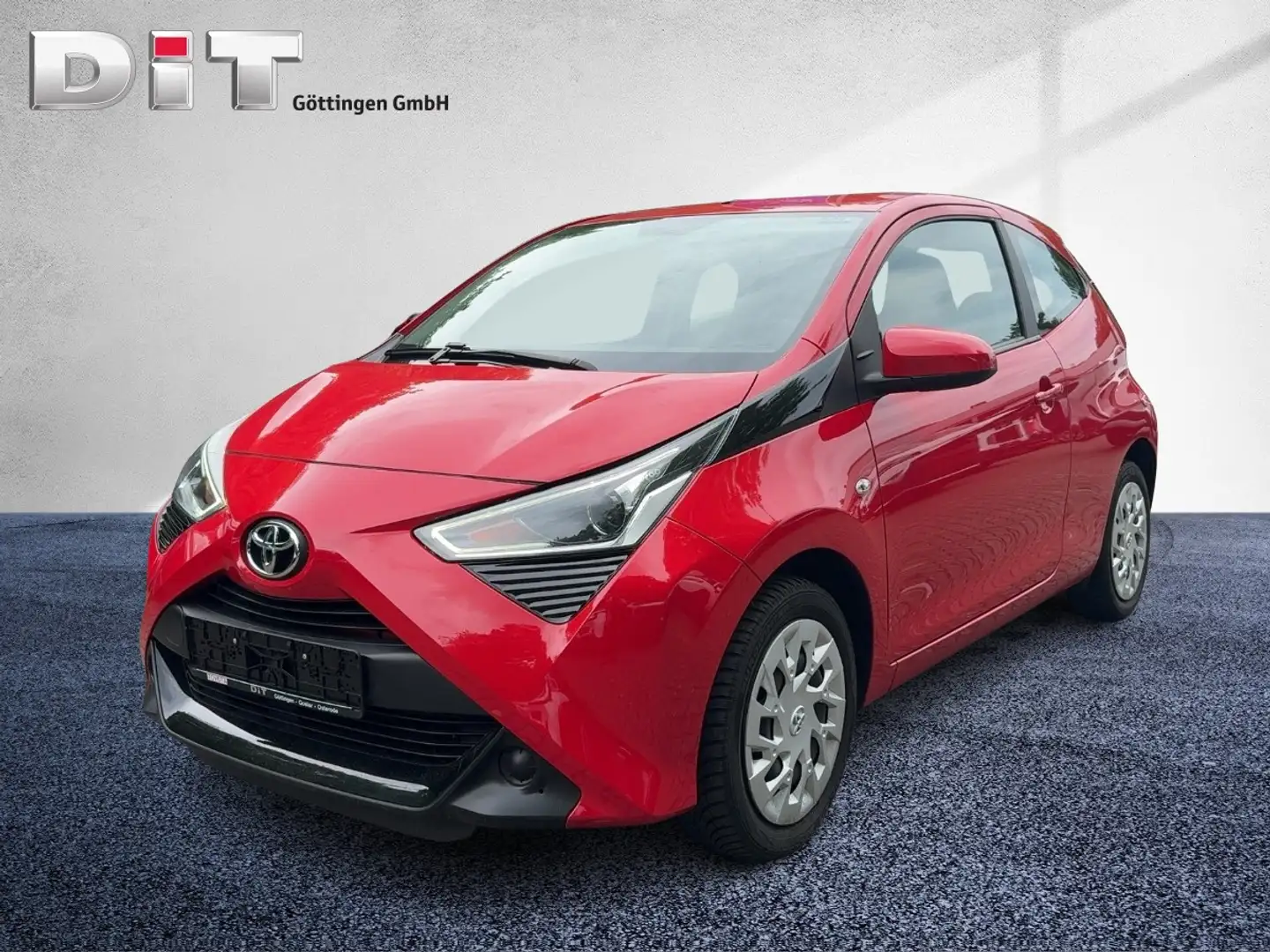 Toyota Aygo 1,0  x-play X-Business-Paket, Klima., ZV Rosso - 2