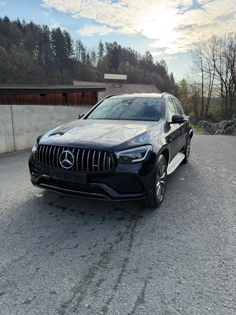 Mercedes-Benz GLC 43 AMG 4MATIC Aut. Černá - 1