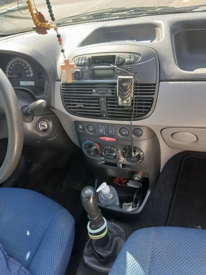 Fiat Punto 5p 1.9 jtd HLX, foto 7
