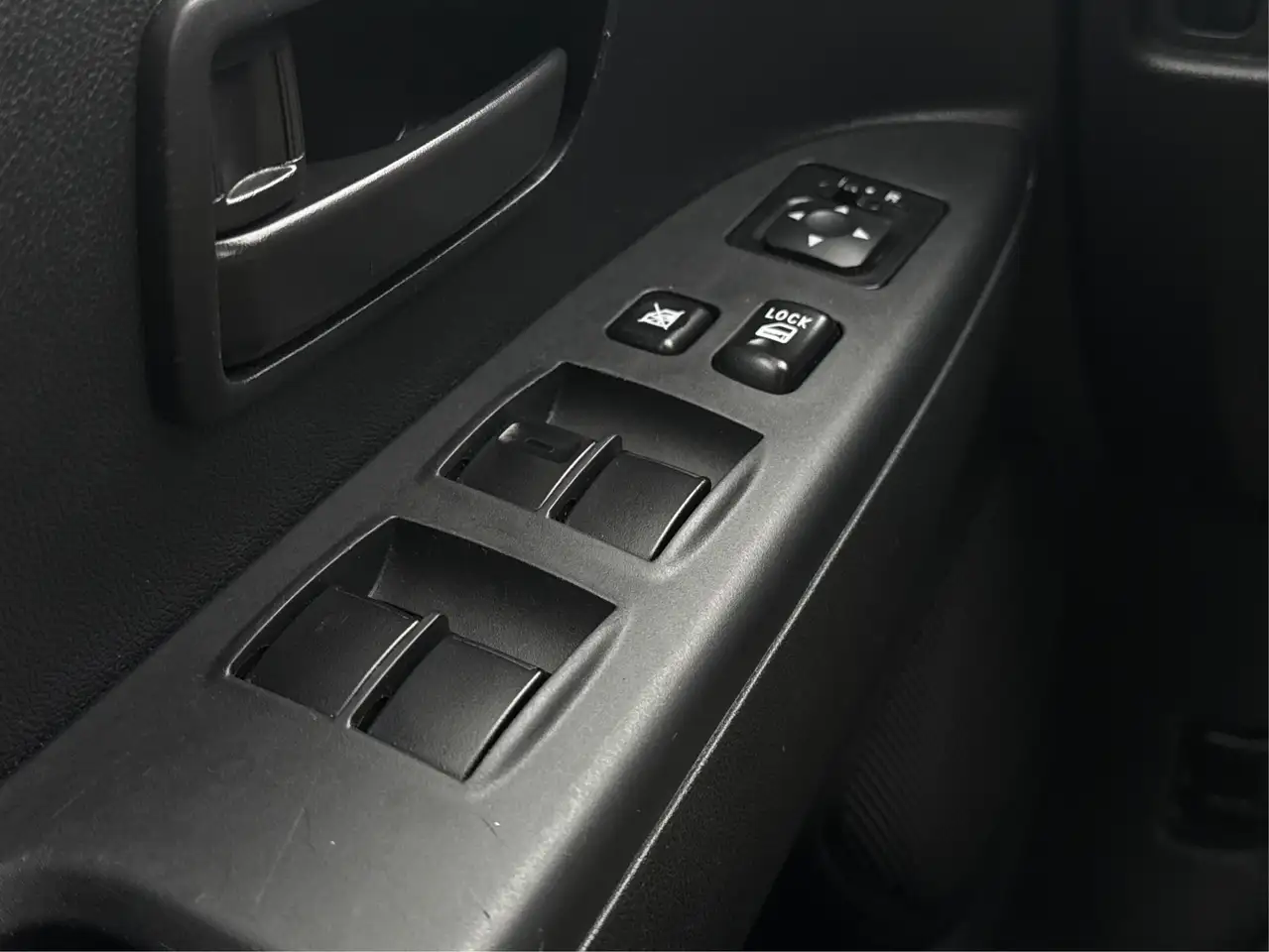 Mitsubishi RVR снимка Mitsubishi RVR