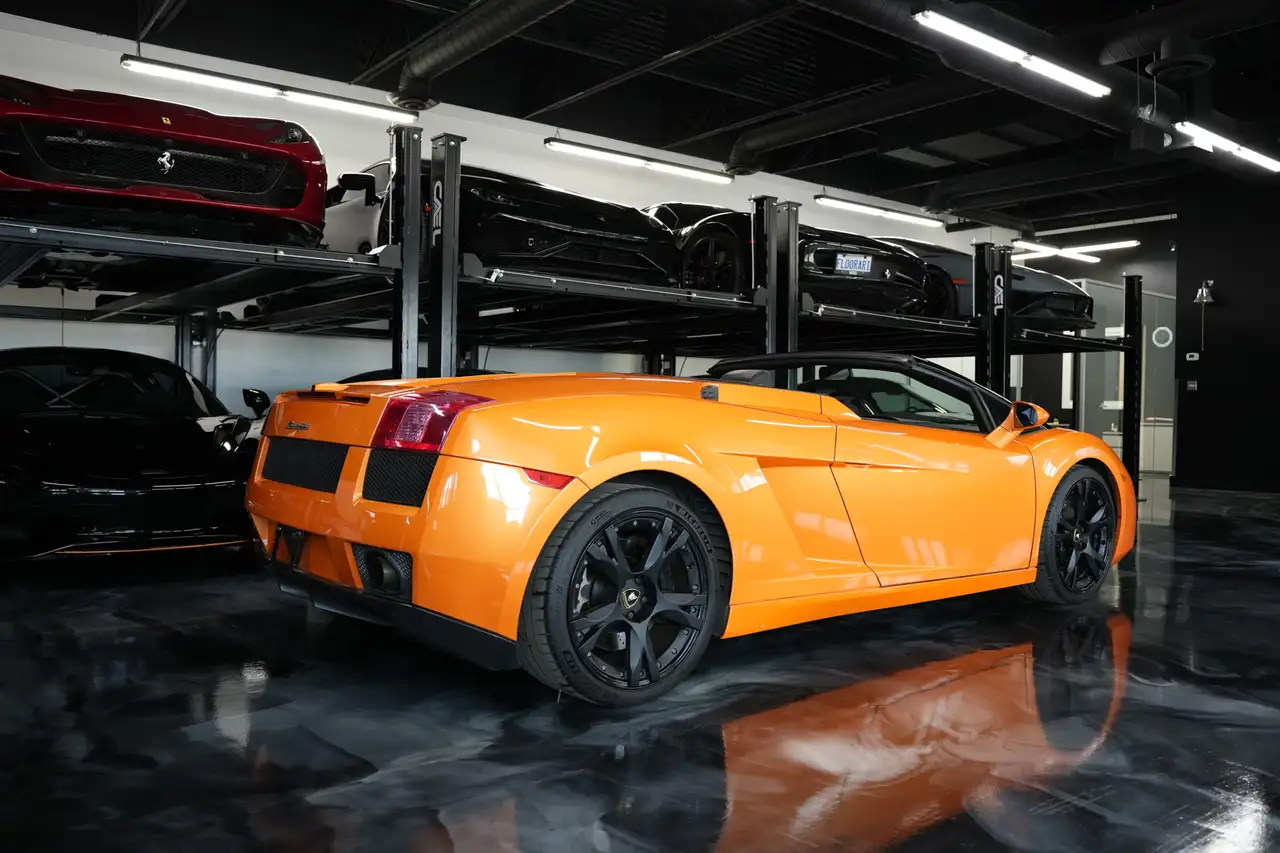 Lamborghini Gallardo снимка Lamborghini Gallardo