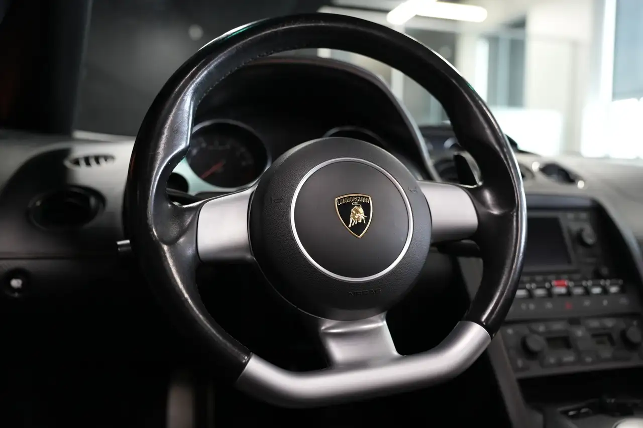 Lamborghini Gallardo снимка Lamborghini Gallardo