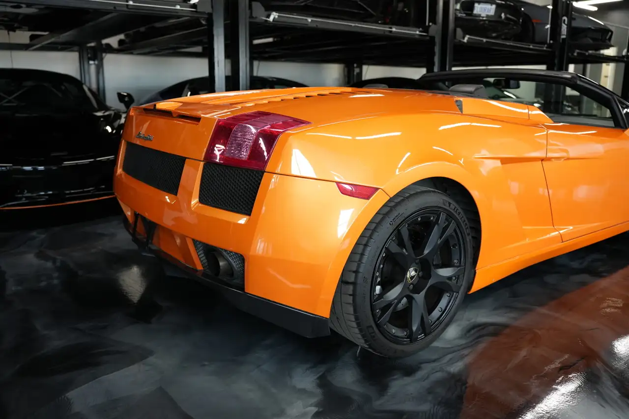 Lamborghini Gallardo снимка Lamborghini Gallardo