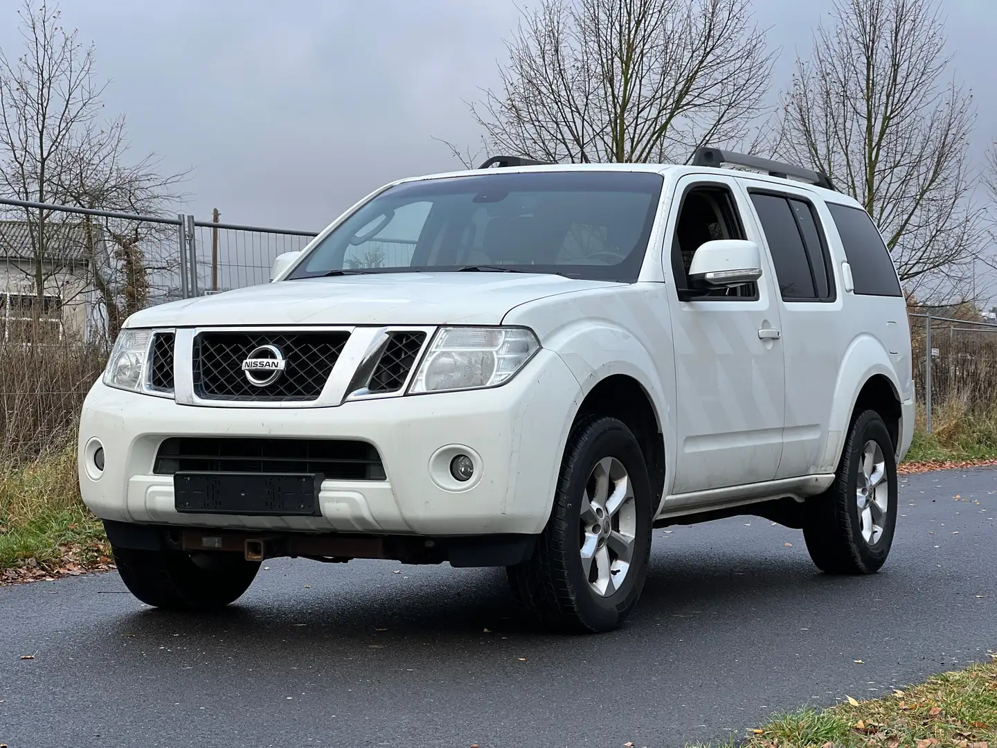 Nissan Pathfinder 2.5 dCi Comfort"NAVI"KAMERA"KLIMA"ALLRAD Weiß - 2