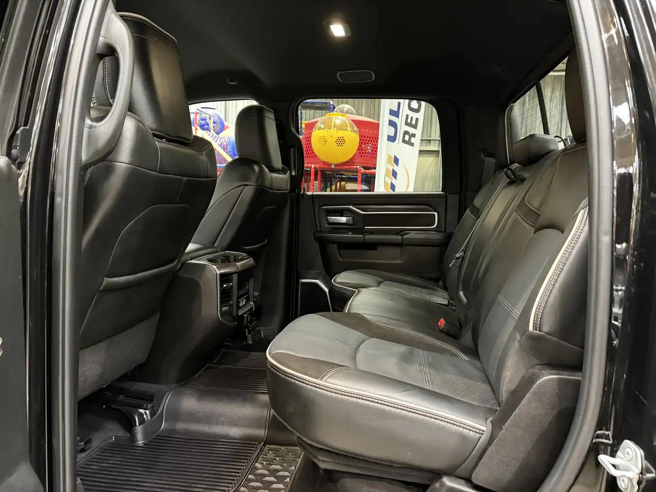 RAM 2500 снимка RAM 2500