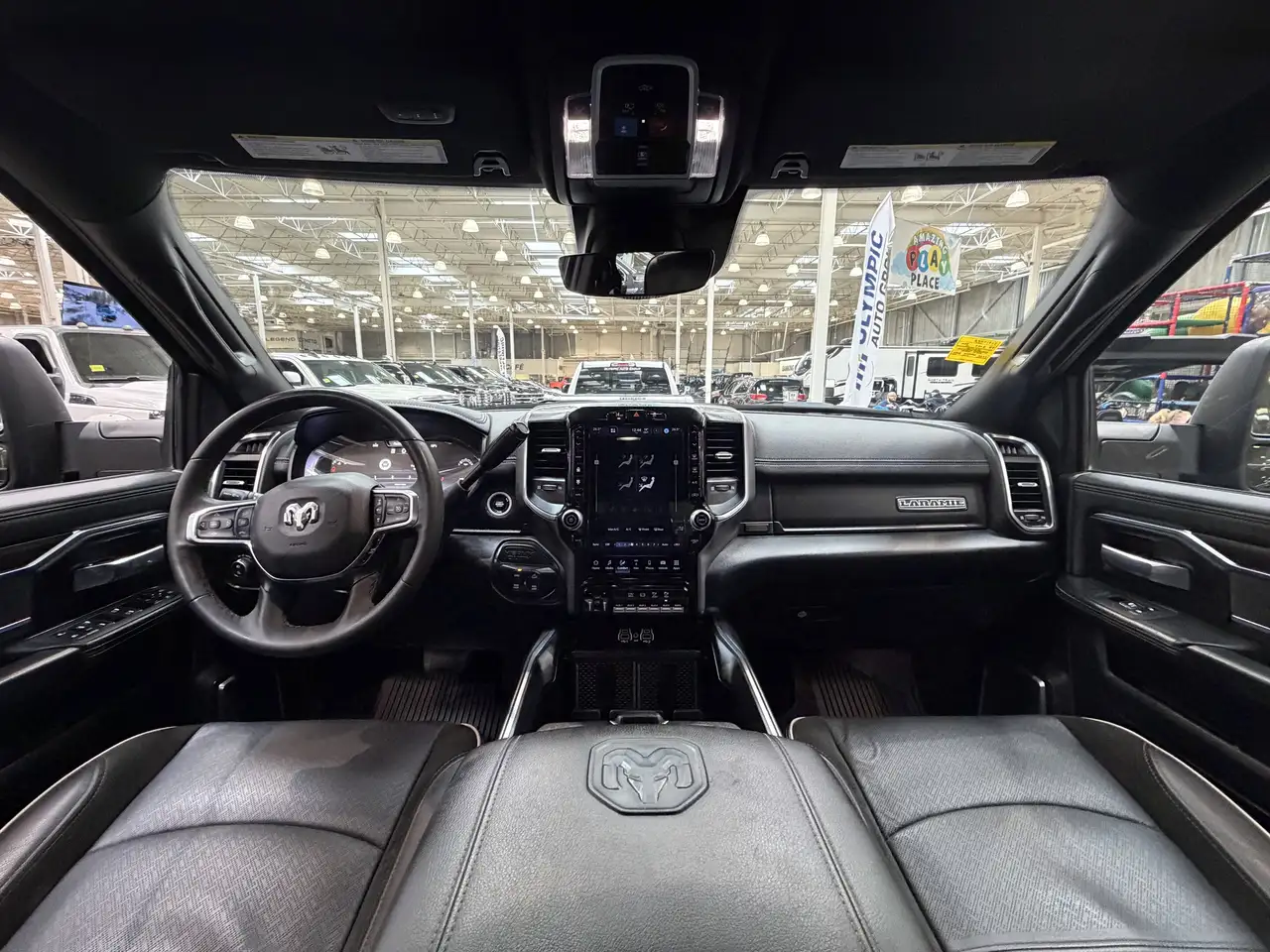 RAM 2500 снимка RAM 2500