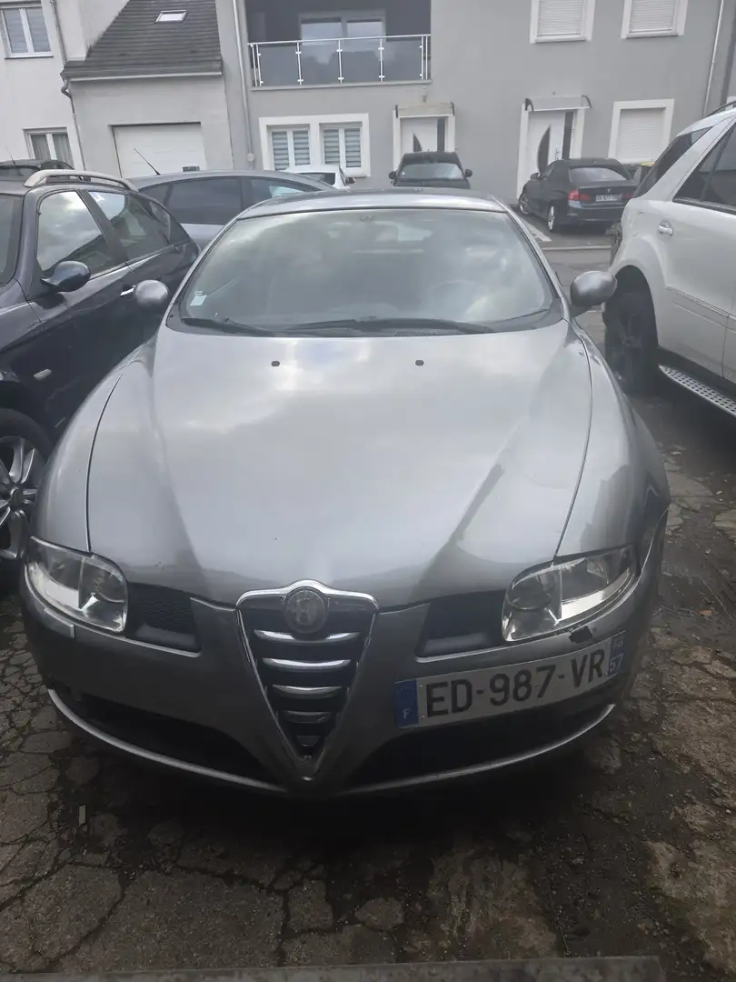 Alfa Romeo GT - 1