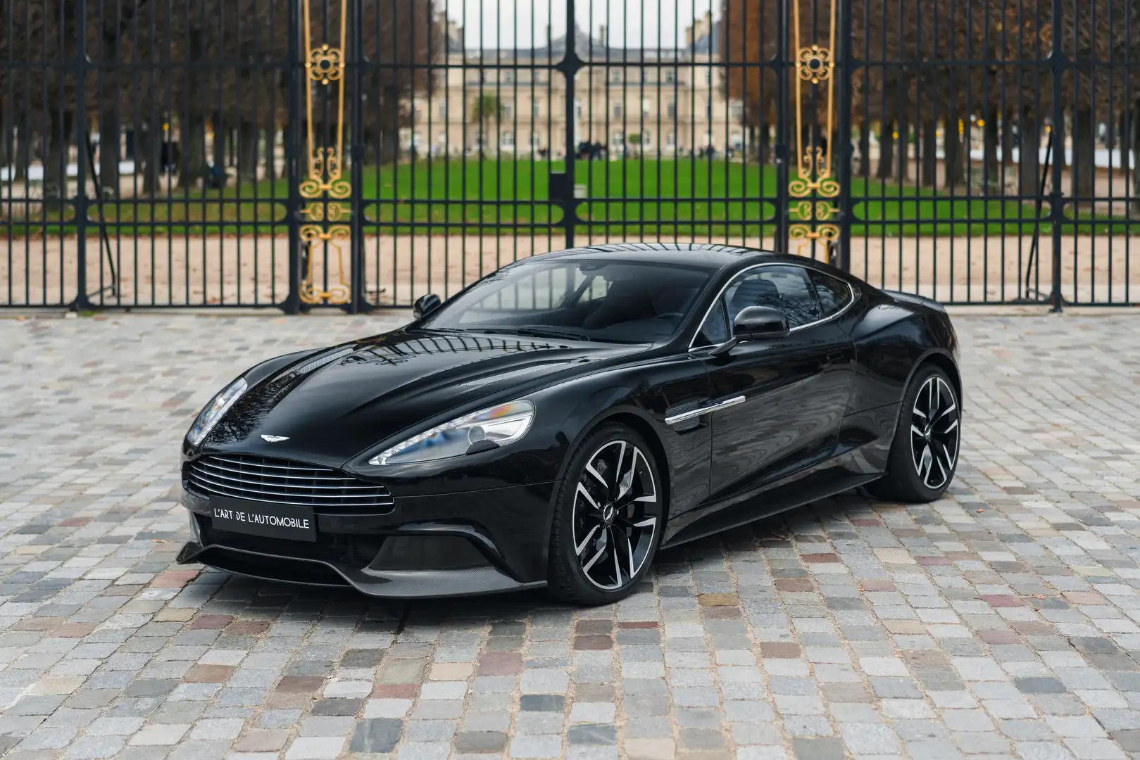 Aston Martin Vanquish Vanquish Coupé Touchtronic III 2+2 - great spec Noir - 1