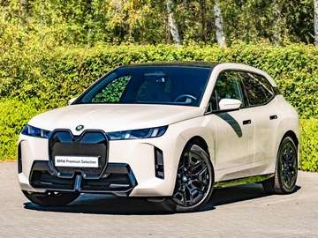 xDrive45/M-Sport Pro/SkyLounge/360°/DA Pro/Towbar