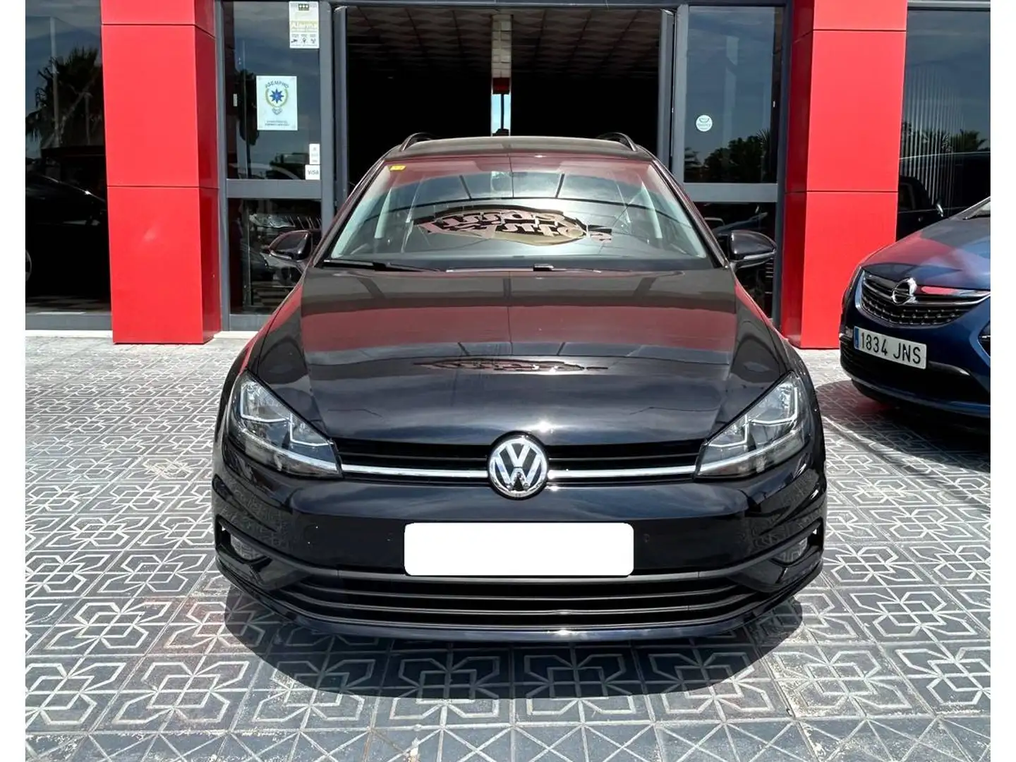 Volkswagen Golf Variant 1.0 TSI Ready2GO 85kW Negro - 2