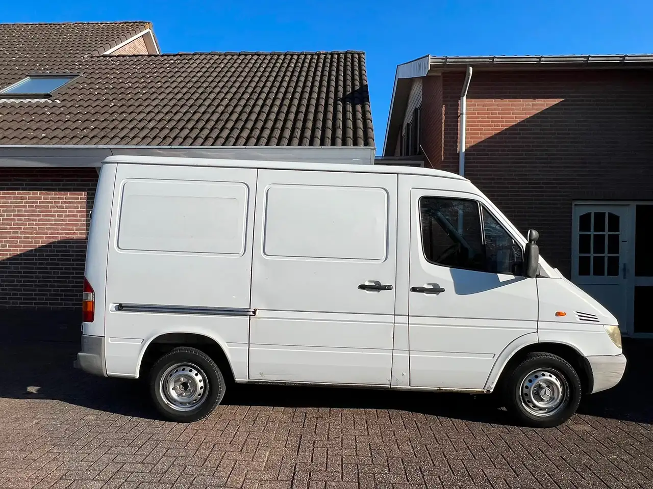 Mercedes-Benz Sprinter 211 CDI 2.2 300, foto 2