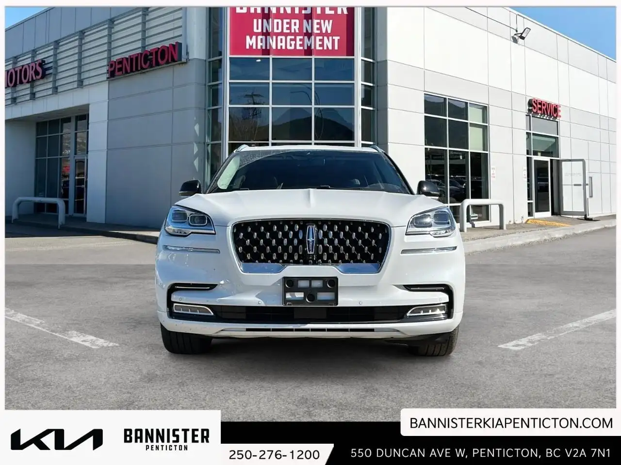 Lincoln Aviator снимка Lincoln Aviator