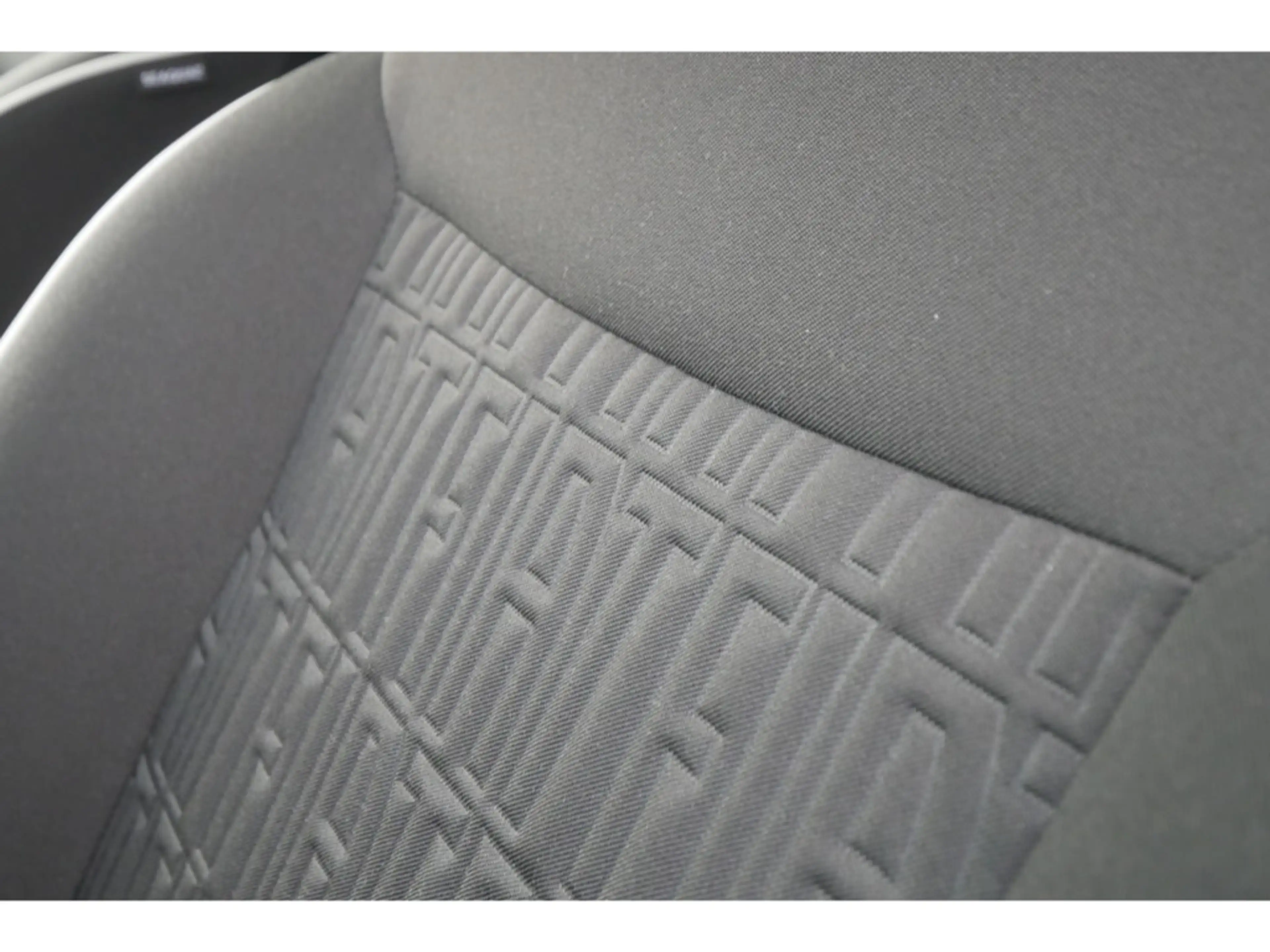 Fiat 500e AT 42 Kwh 118PS KOMFORT STYLE KAMERA SHZ ALU — photo 9