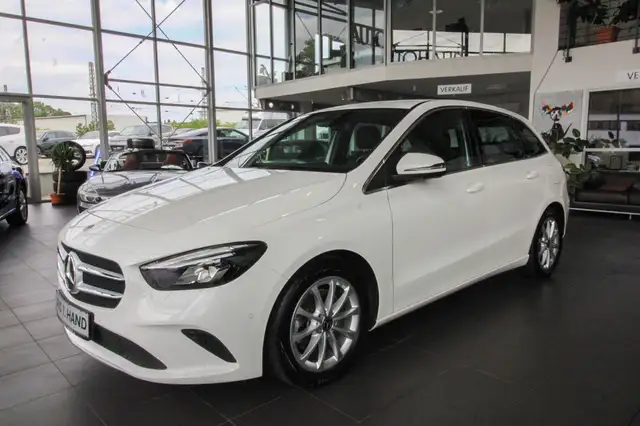 Mercedes-Benz B 220 d 4Matic 8G-DCT Progressive/LED/AHK/360°