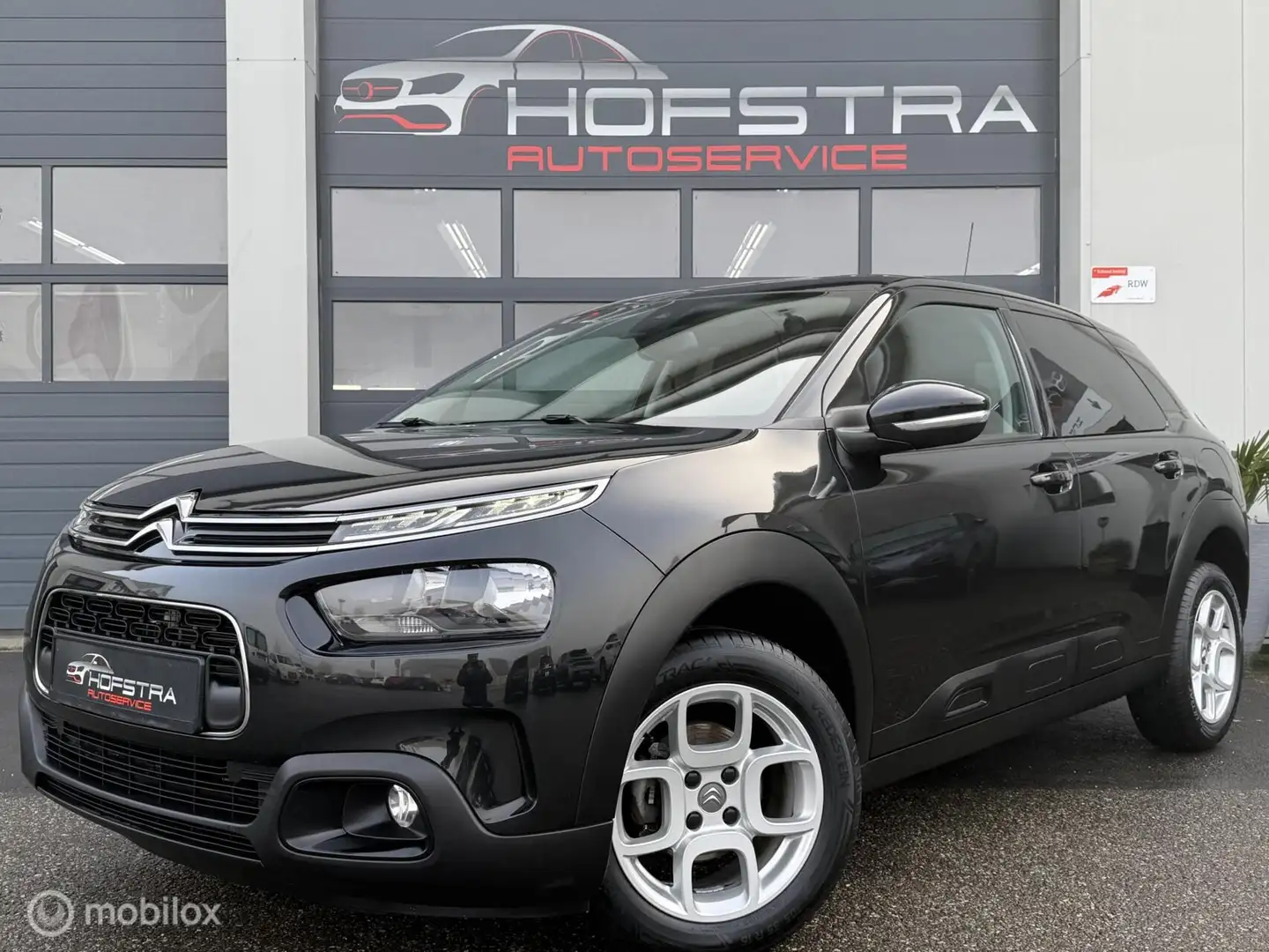 Citroen C4 Cactus 1.2 PureTech Business Navi Carplay Camera Black-li Schwarz - 1