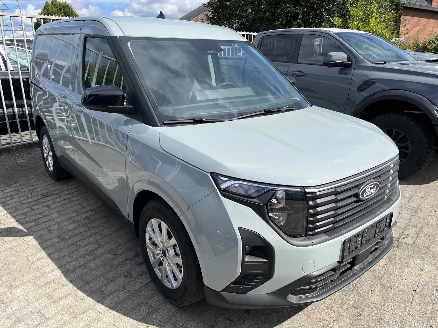 Ford Transit Courier NETTOPRIJS GELDIG MITS LEVERING IN JANUARI 2026 ! Gris - 2