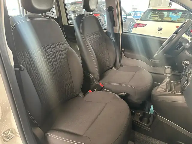 Fiat Panda view 9