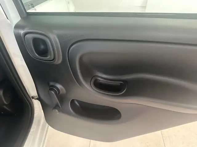 Fiat Panda view 12
