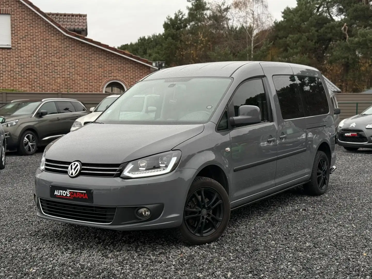 Volkswagen Caddy Maxi 1.6 TDI Automaat Lichte Vracht Navi CruiseC * Grijs - 1
