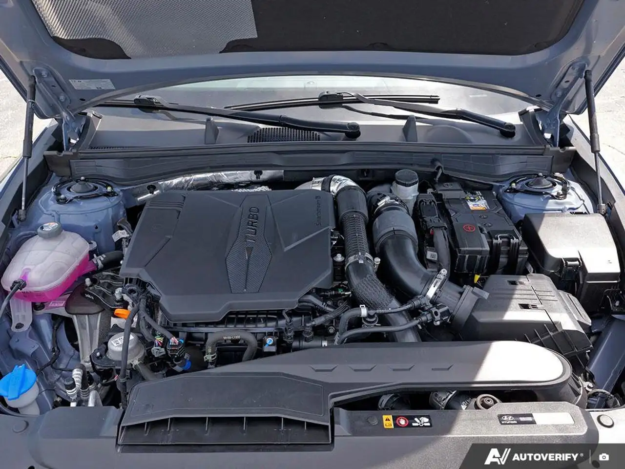 Hyundai SONATA снимка Hyundai SONATA