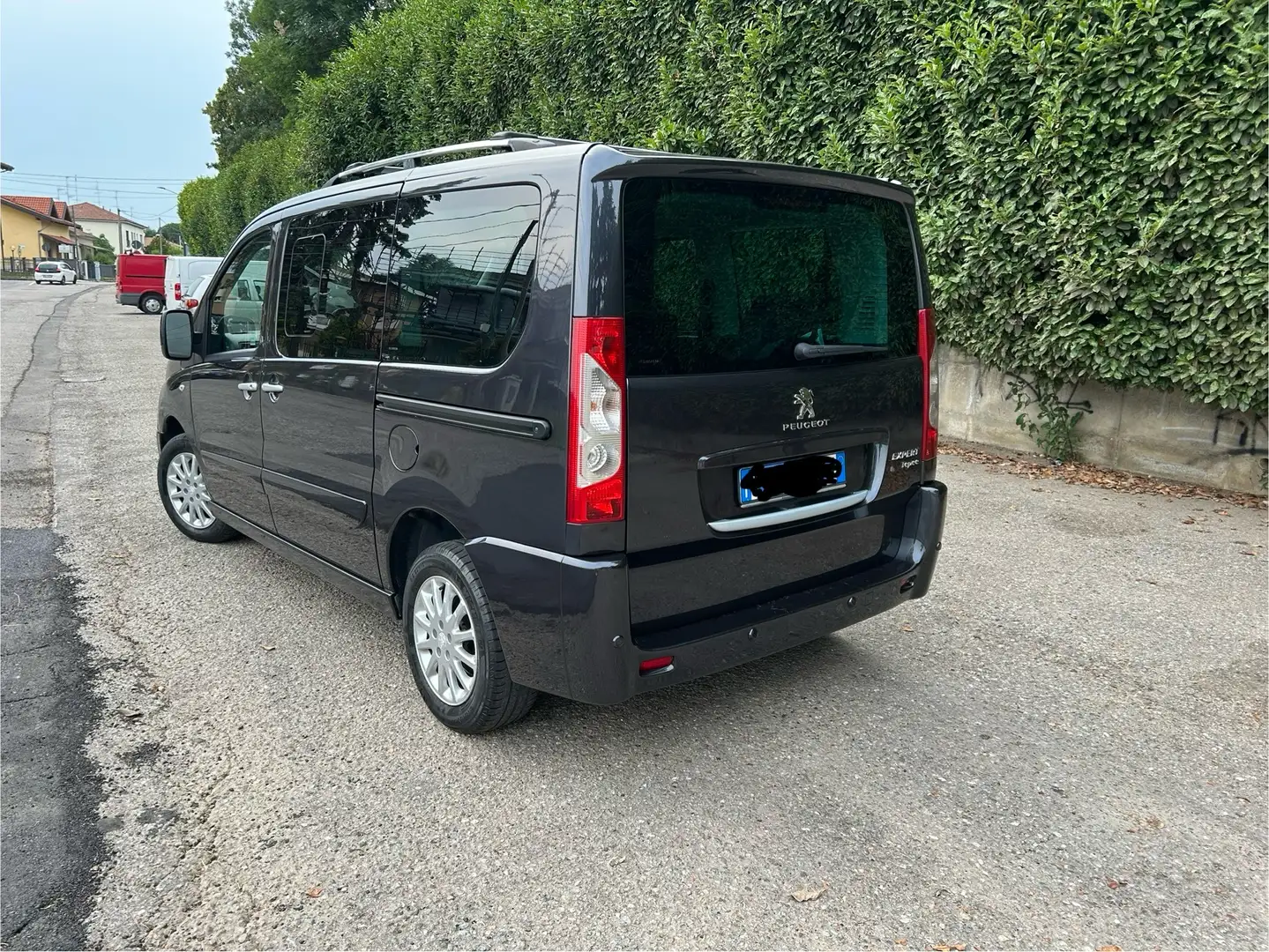 Peugeot Expert Tepee Allure 2.0 Hdi 130 cv - 2