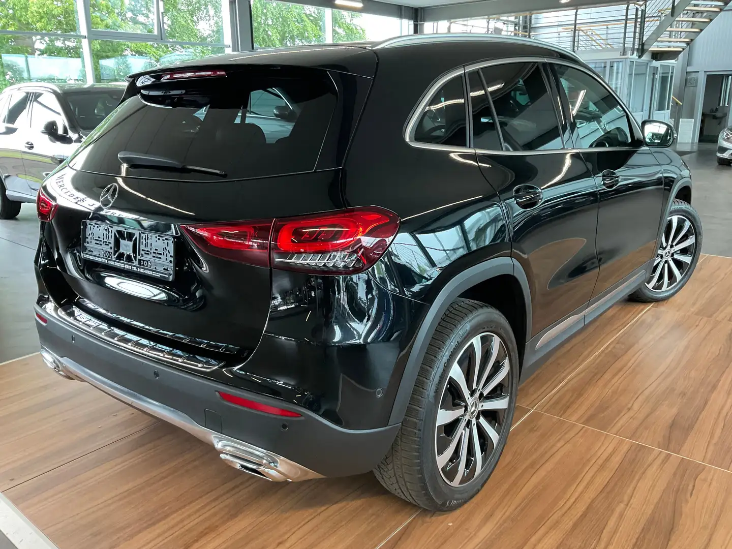 Mercedes-Benz GLA 200 GLA 200d Progressive SPUR/GRA/MBUX/LED/KAMERA Negro - 2