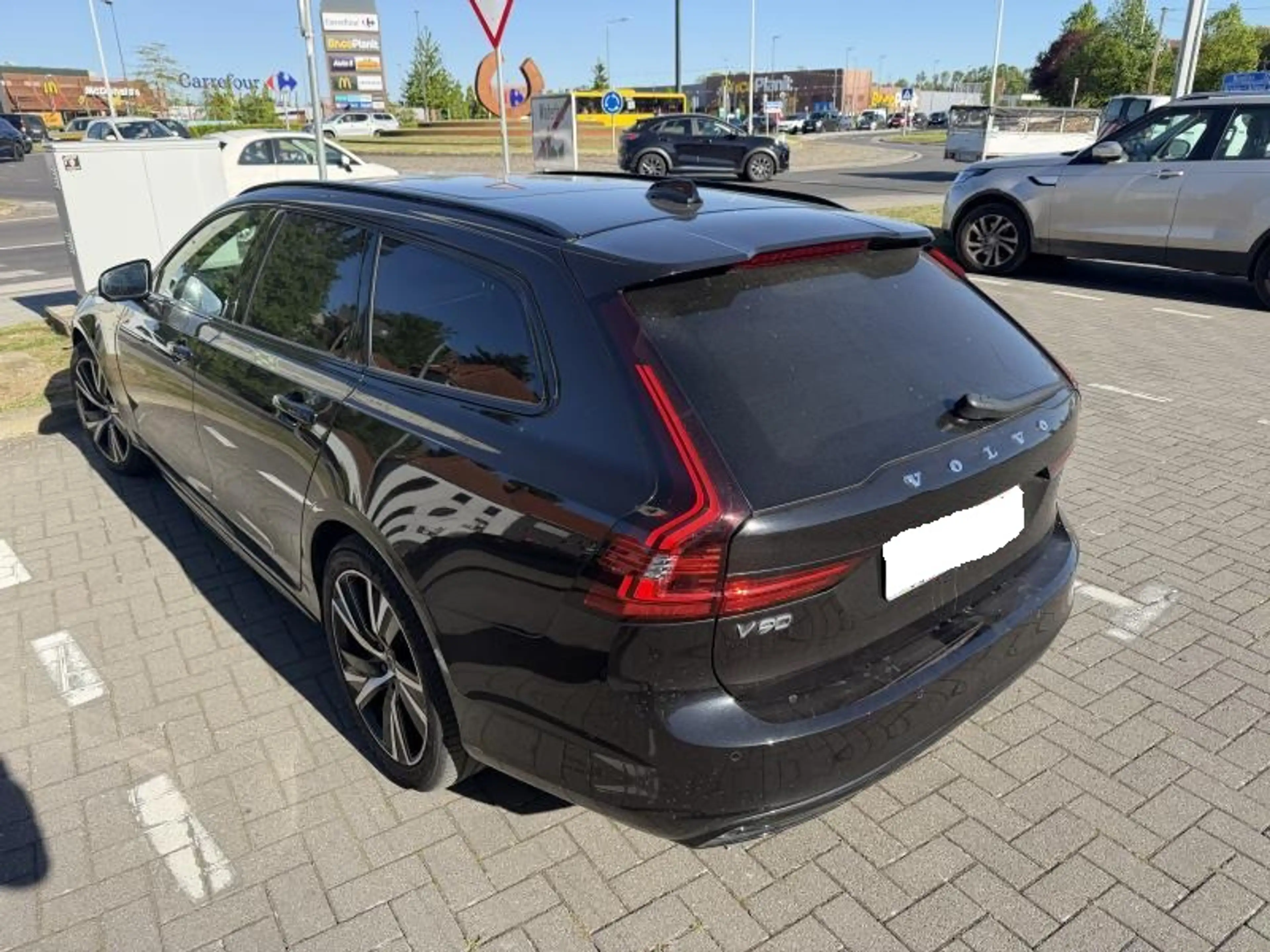 Volvo V90 2.0 B4 Aut. Ultimate Bright /€18.500 netto / Pano / FULL OPTION / ... — photo 4