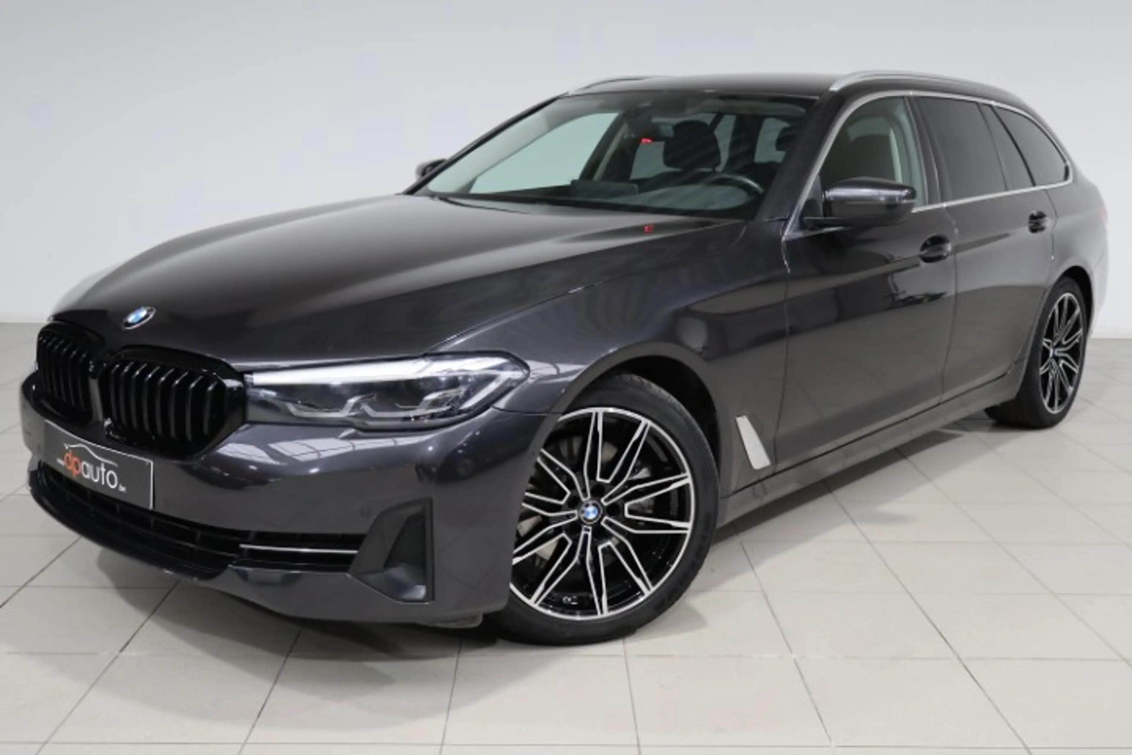 BMW 518 Touring — photo 5