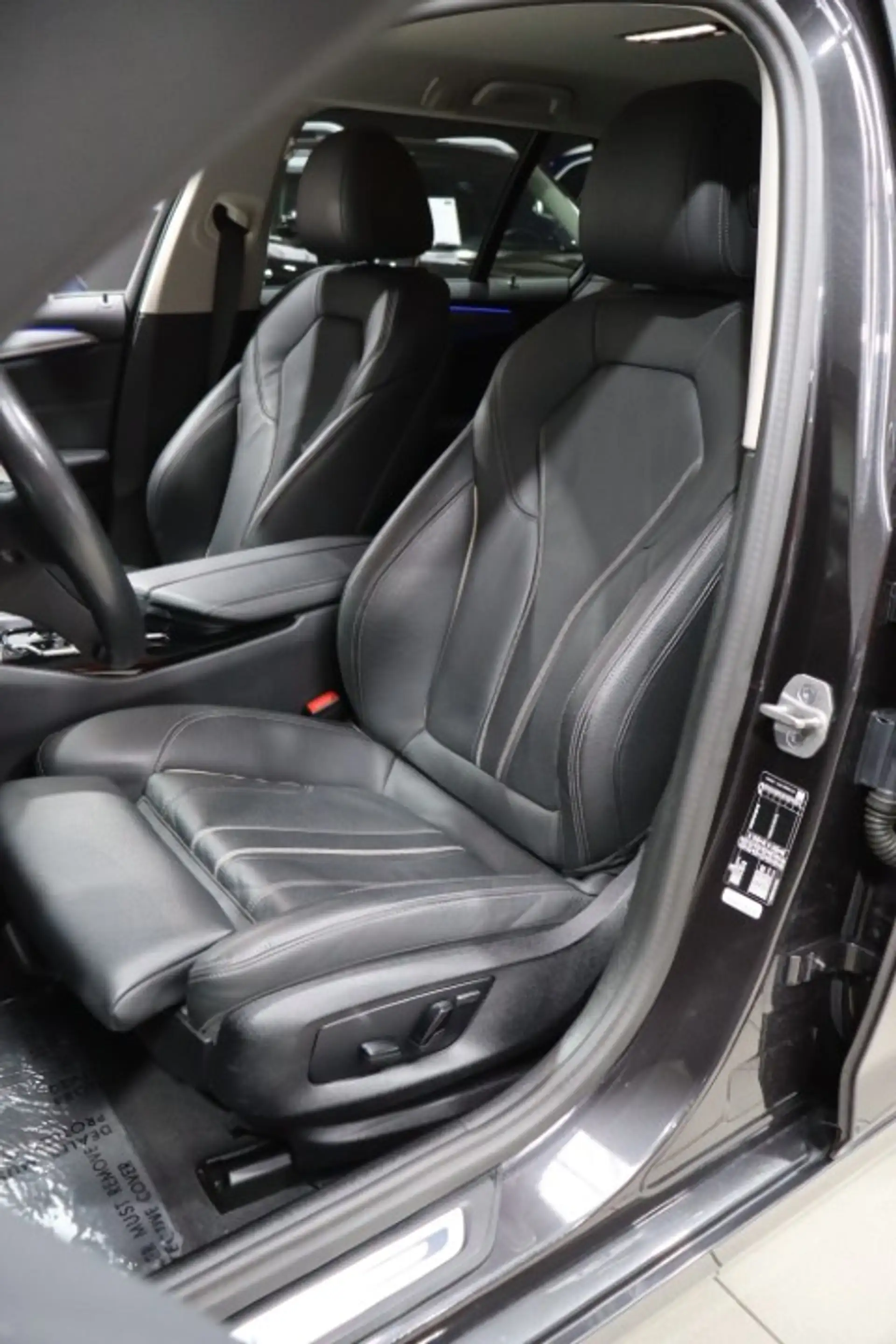 BMW 518 Touring — photo 14