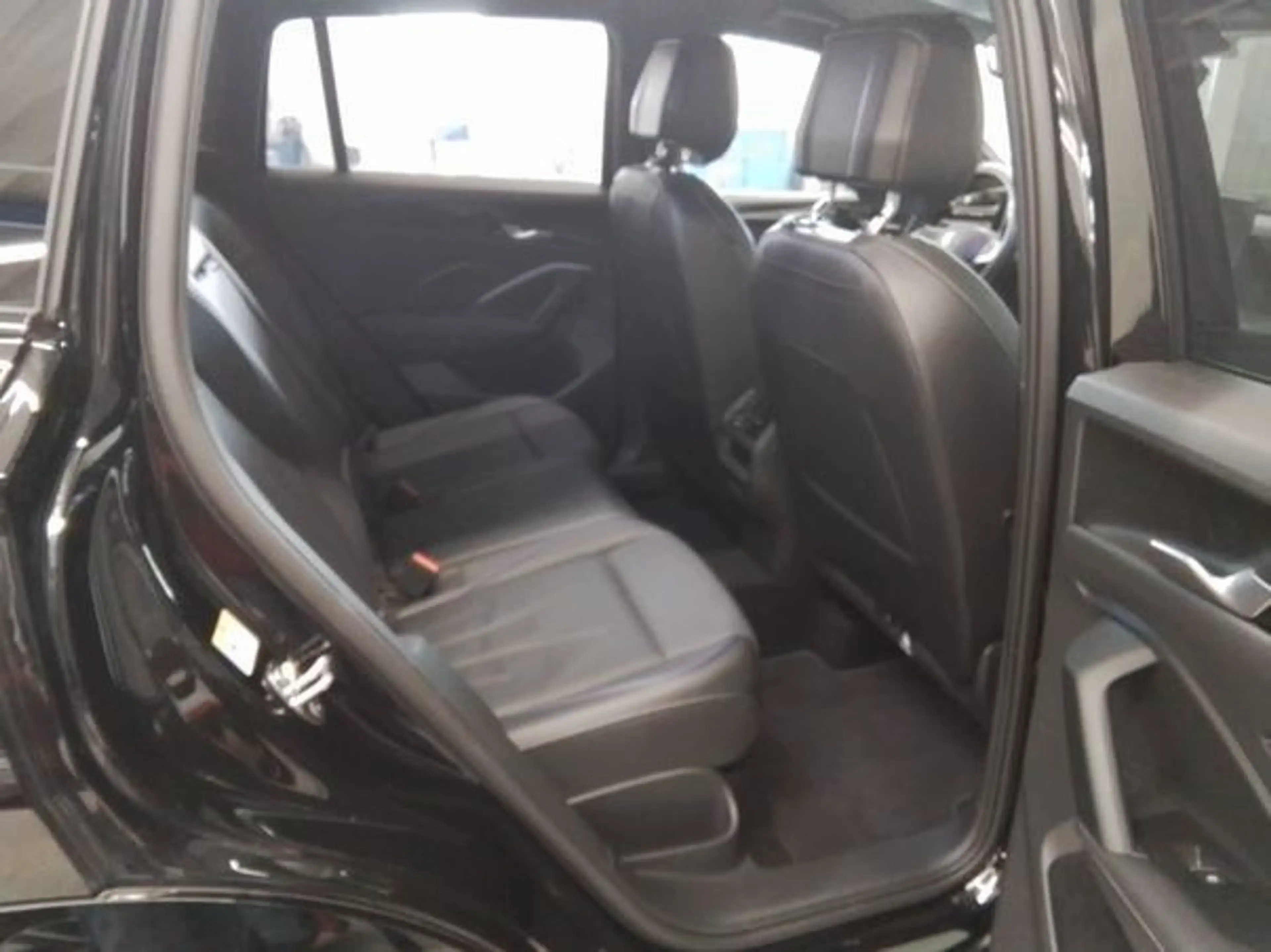 Volkswagen Tiguan R-LINE BLACK STYLE 2.0TDI 193PS ACC.5J-G.AHK.STHZG — photo 9