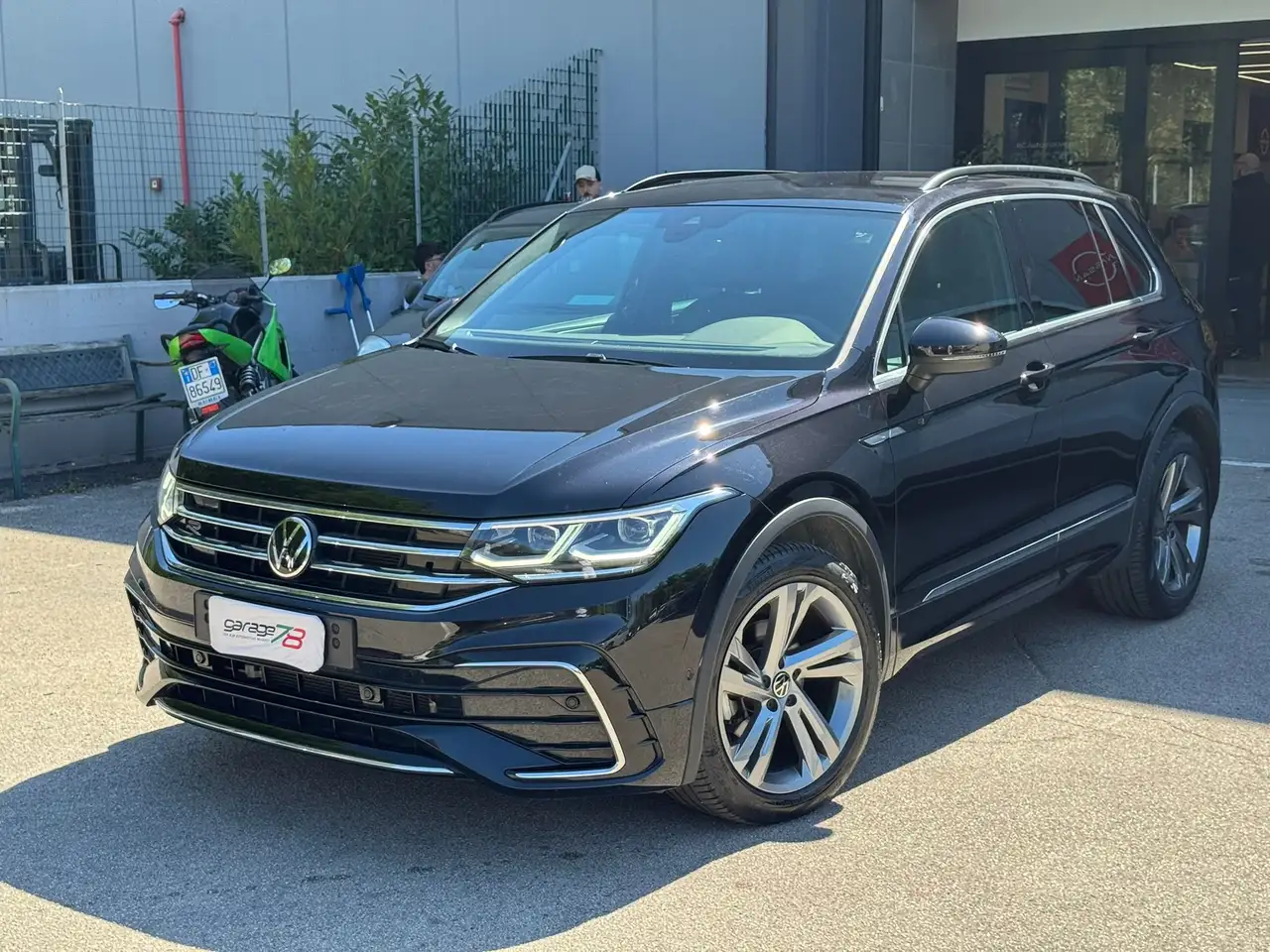 Volkswagen Tiguan 2.0 tdi R-Line 150cv dsg
