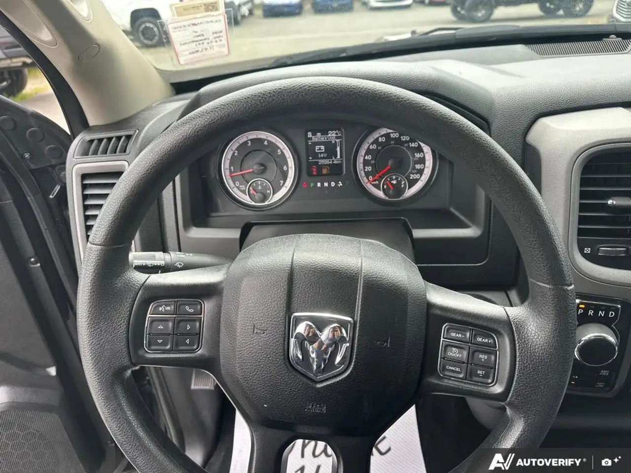RAM 1500 снимка RAM 1500
