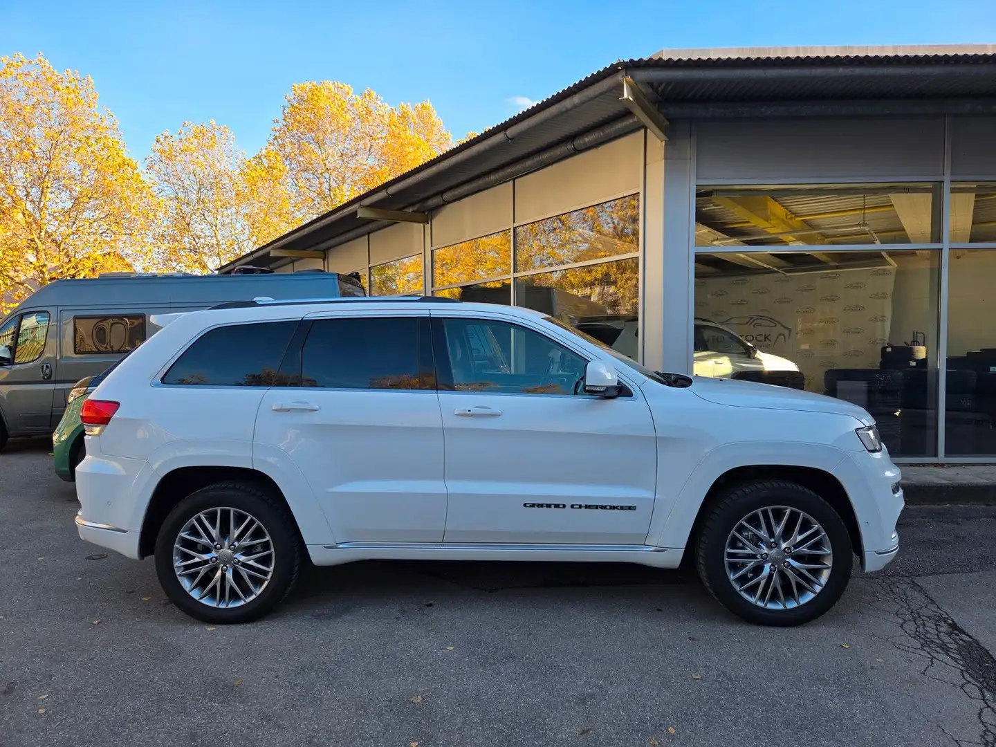 Jeep Grand Cherokee 3.0 CRD Summit Weiß - 2