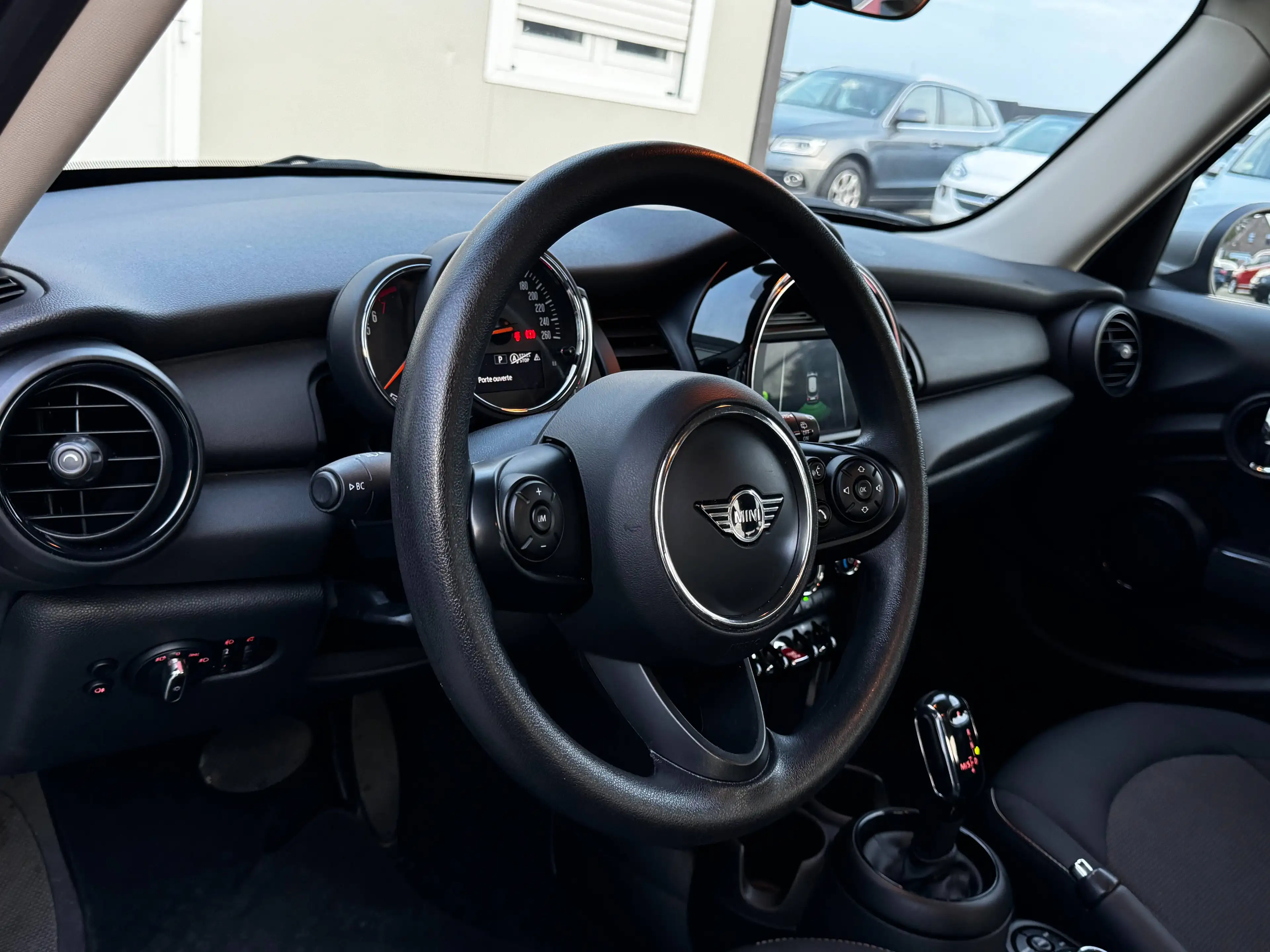 MINI One 1.5A One OPF - AUTO - 5 PORTES - CAPTEURS - BLUETOOTH - LIM - NAVIGATION - GARANTIE 12 MOIS — photo 12