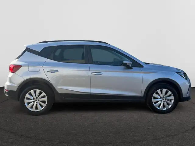 SEAT Arona view 8