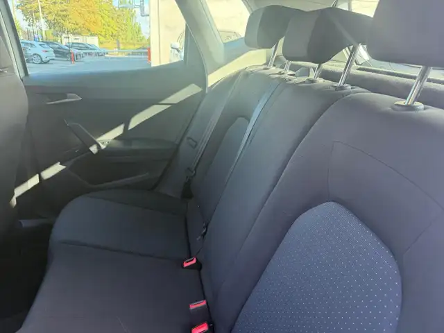 SEAT Arona view 12